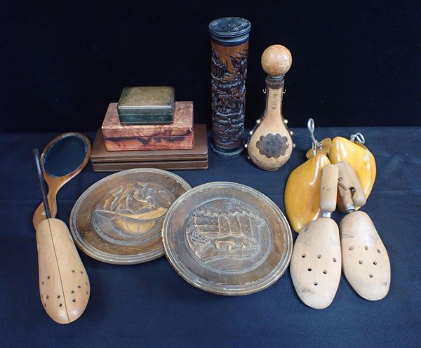 WOODEN SHOE TREES, A LIBERTY BOX