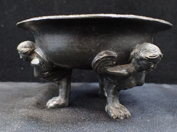 A GRAND TOUR STYLE BRONZE TRIPOD CENSER