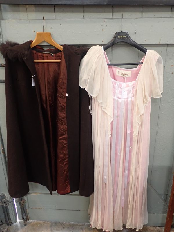 A VINTAGE FRINZI KAISER PINK SATIN AND CHIFFON DRESS