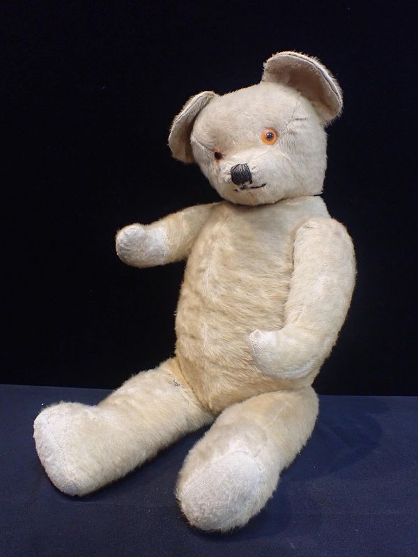 A VINTAGE TEDDY BEAR, IN NEED OF A NEW HOME
