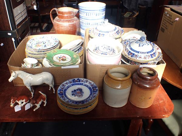 A QUANTITY OF MIXED CERAMICS