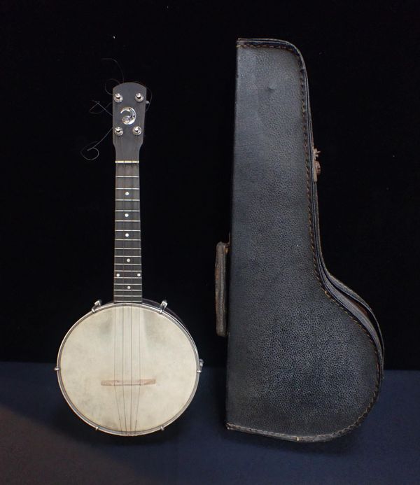 'THE WHIRLE' BANJULELE