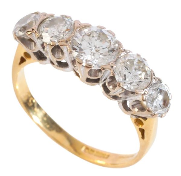 A DIAMOND FIVE STONE RING