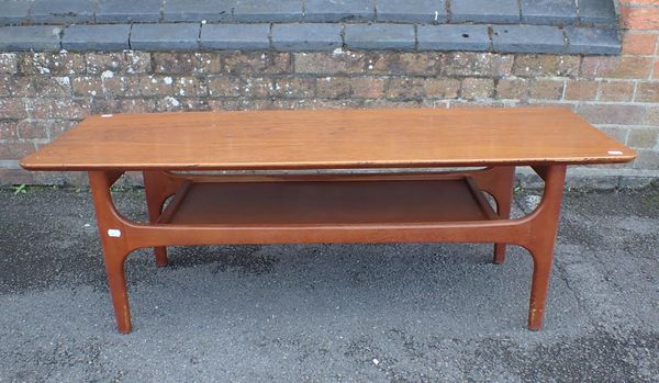 A MID CENTURY TEAK LOW COFFEE TABLE