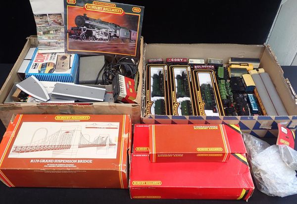 A COLLECTION OF '00' GAUGE MODEL RAILWAY