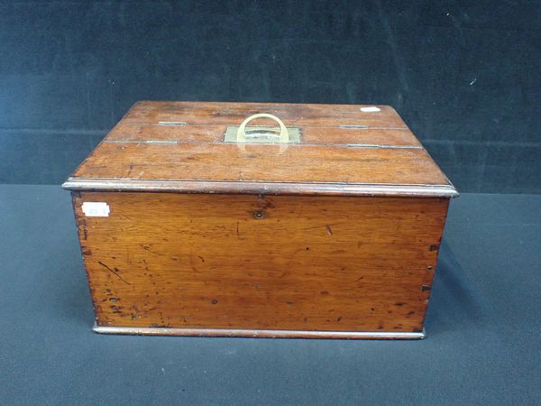 A REGENCY MAHOGANY RECTANGULAR WORK BOX OR ARTIST'S BOX