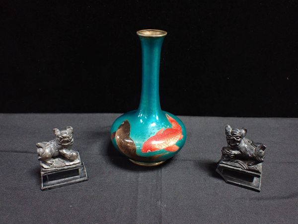 A JAPANESE ENAMELLED BOTTLE VASE DECORATED WITH CARP