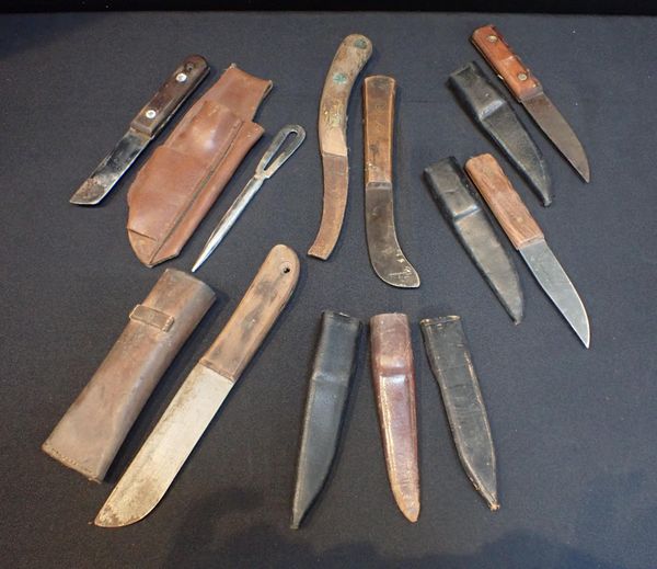 A COLLECTION OF ROYAL NAVAL DECK KNIVES