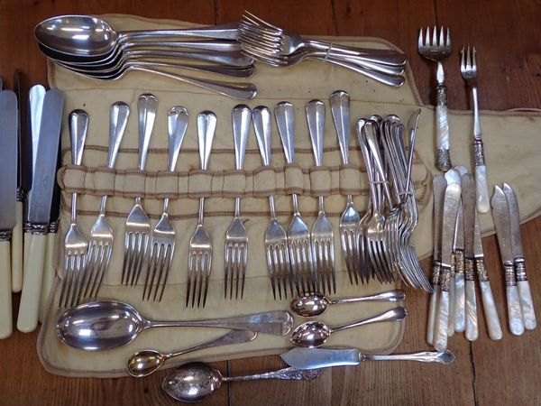 A QUANTITY OF SILVER-PLATED RAT-TAIL PATTERN FLATWARE