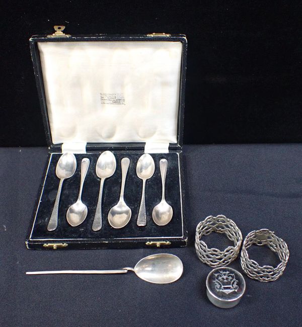 A CASED SET OF GEORGE VI SILVER SPOONS