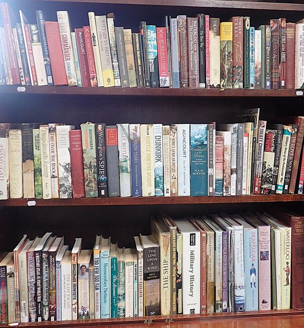 A COLLECTION OF BOOKS ON MILITARY HISTORY