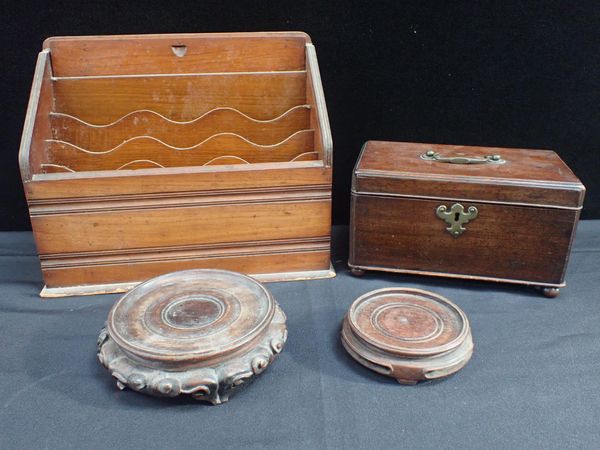 A CHINESE HARDWOOD VASE STAND