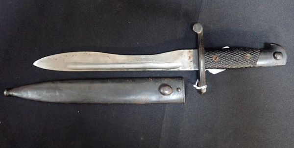 A SPANISH MAUSER BOLLO BAYONET