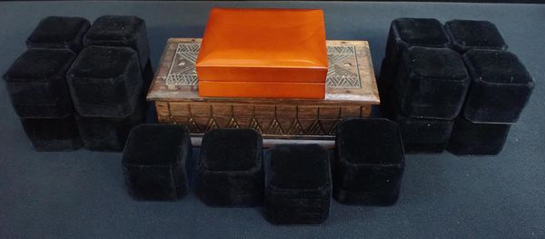 A COLLECTION OF JEWELLERY BOXES