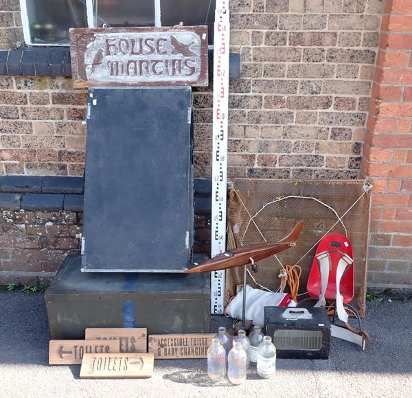 A U.S. ARMY SHIPPING CASE, A VINTAGE CAR TRUNK