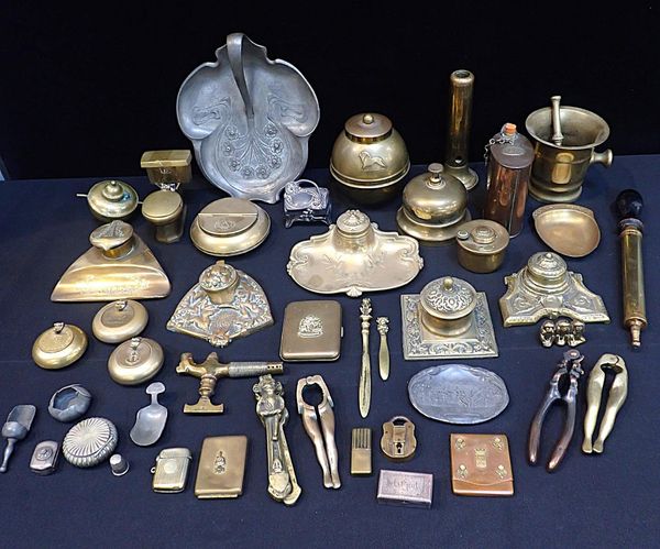 A QUANTITY OF BRASSWARE