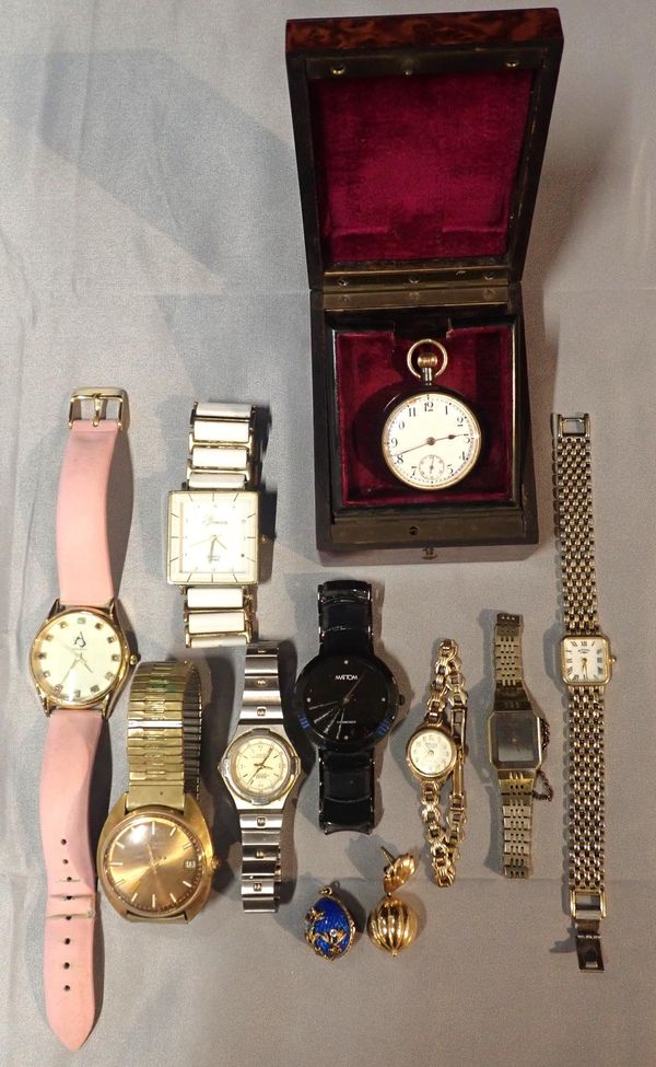 A 9 CT GOLD WRIST WATCH