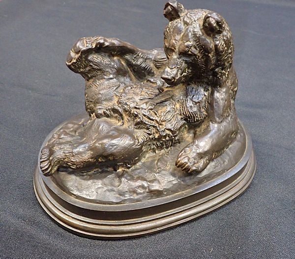 AFTER ANTOINE LOUIS BARYE (1796-1875) 'Ours Assis'