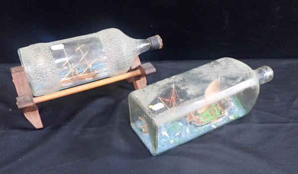 A SHIP IN A BOTTLE 'HMS WARRIOR, 1860'
