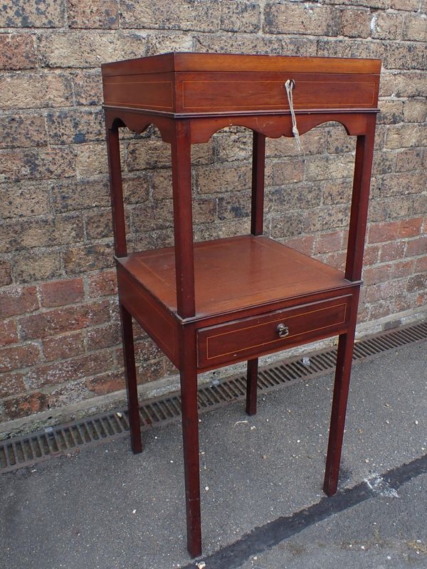 A MAHOGANY BIJOUTERIE TABLE, WITH BOXWOOD STRINGING