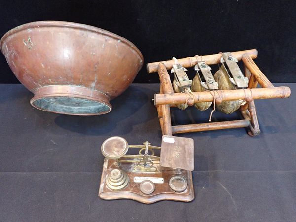 A 19th CENTURY 'JAPONAIS' STYLE DINNER GONG