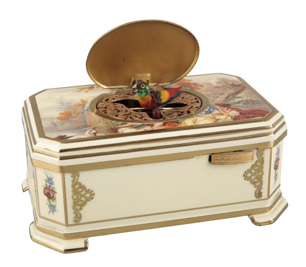 A CONTINENTAL SINGING BIRD BOX AUTOMATON