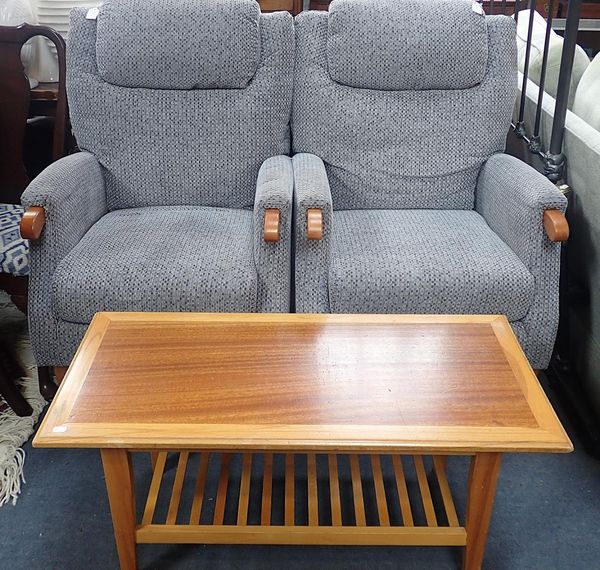 A PAIR OF MODERN UPHOLSTERED ARMCHAIRS