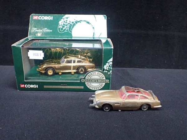 CORGI JAMES BOND 'GOLDFINGER' 35th ANNIVERSARY GOLD-PLATED ASTON MARTIN