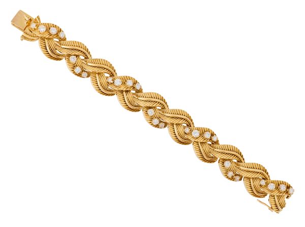 VAN CLEEF & ARPELS: A VINTAGE DIAMOND BRACELET