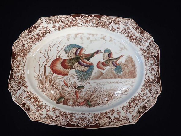 A LARGE 'WINDSOR WARE' TURKEY PLATTER