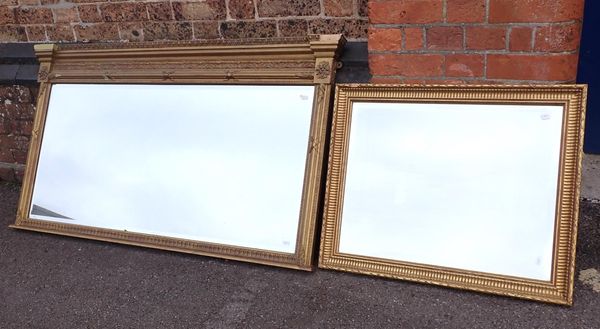 A REGENCY STYLE GILT OVERMANTEL MIRROR, WITH BEVELLED PLATE