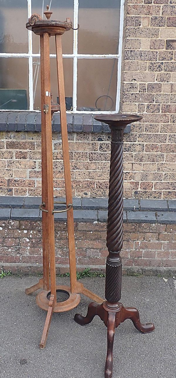 A VICTORIAN OAK COAT & STICKSTAND