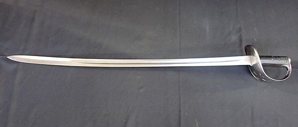 AN EDWARD VII CAVALRY SWORD