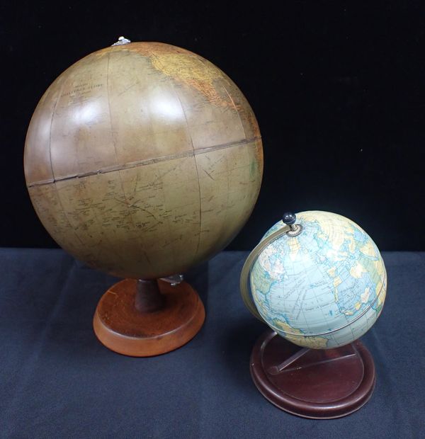 A PHILIPS 13 1/2 inch 'CHALLENGE' GLOBE