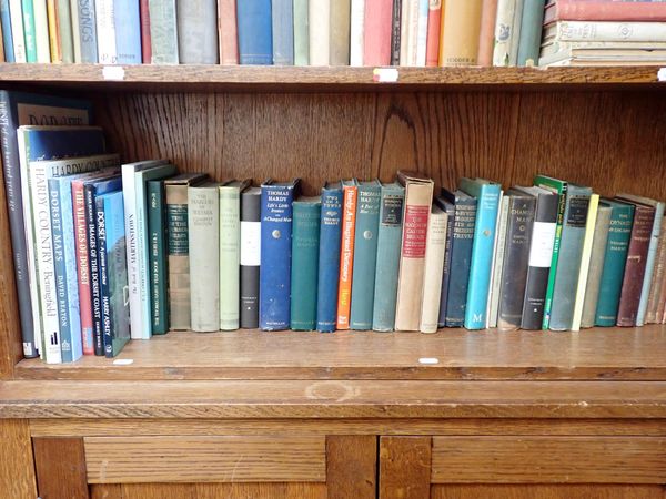 A QUANTITY OF BOOKS ON DORSET AND THOMAS HARDY