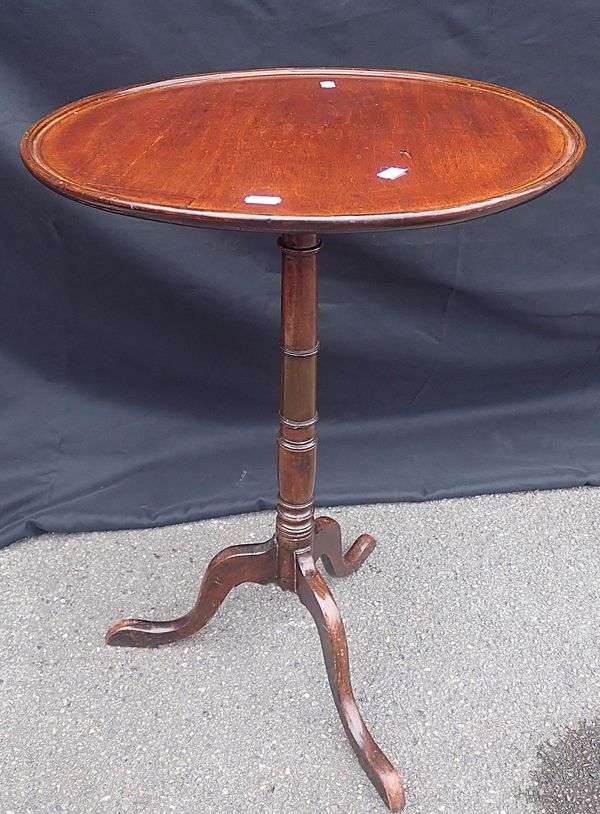 A 19th CENTURY MAHOGANY TRIPOD TABLE