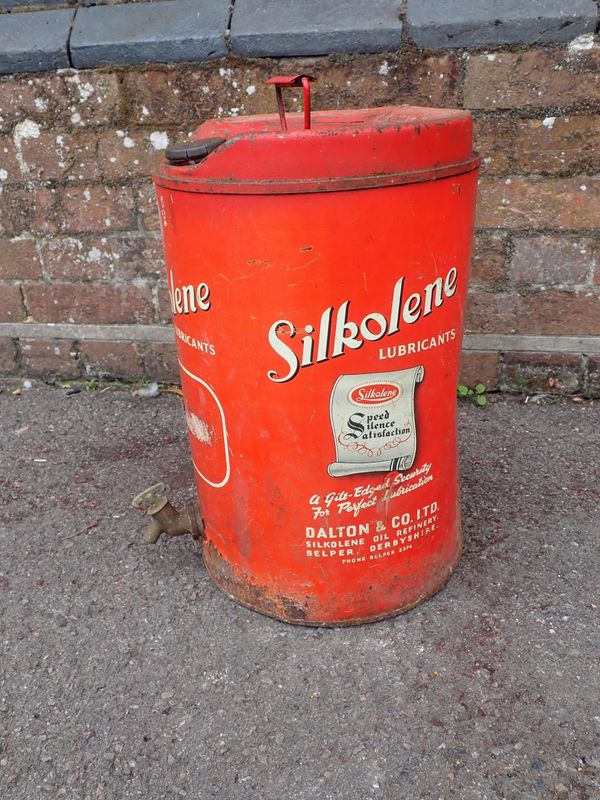 VINTAGE 'SILKOLENE' LUBRICANTS OIL CAN WITH TAP