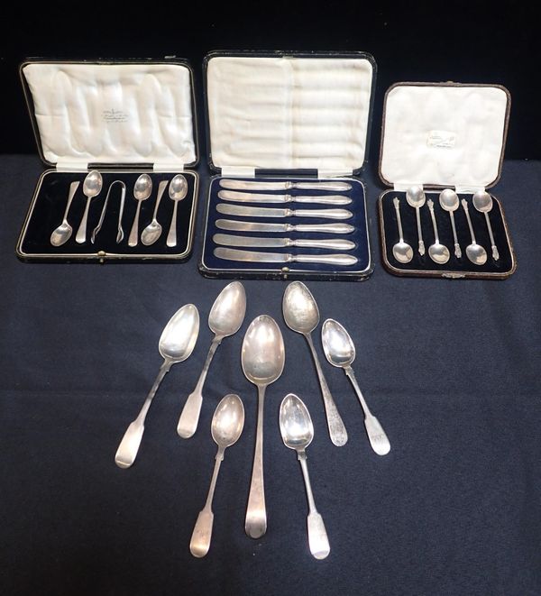 A CASED SET OF SILVER 'APOSTLE' COFFEE SPOONS
