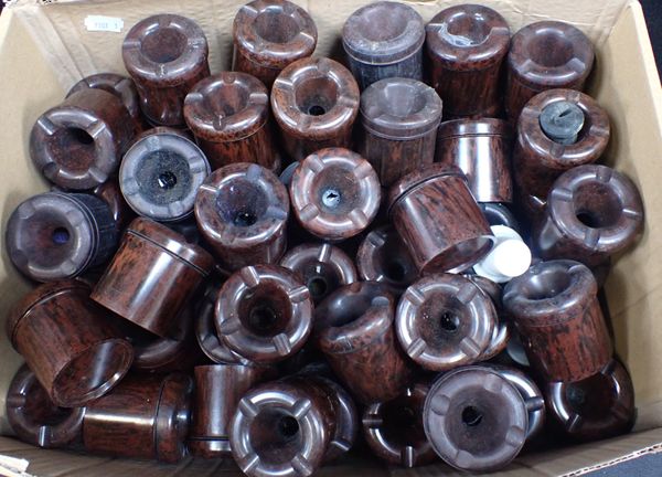 A LARGE QUANTITY OF 1930s BAKELITE SCHOOL INKWELLS