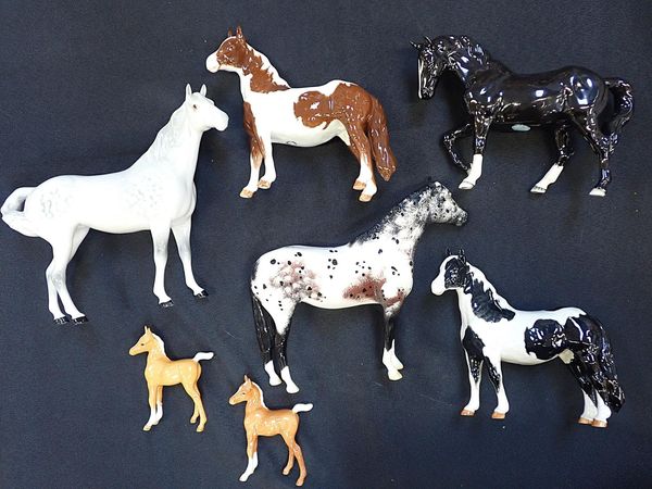 BESWICK: SEVEN VARIOUS HORSES