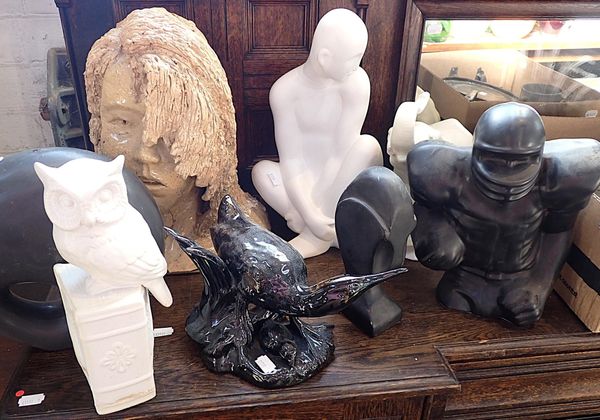 A QUANTITY OF MODERN SCULPTURAL ORNAMENTS