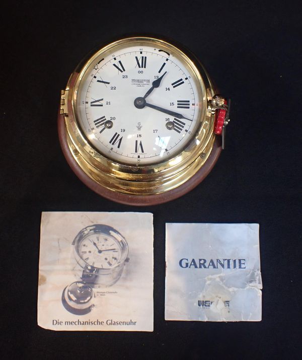 A SHIP'S CLOCK BY WEMPE CHRONOMETERWERKE, HAMBURG