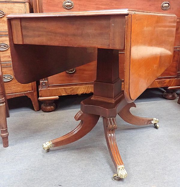 A GEORGE IV MAHOGANY PEMBROKE SUPPER TABLE