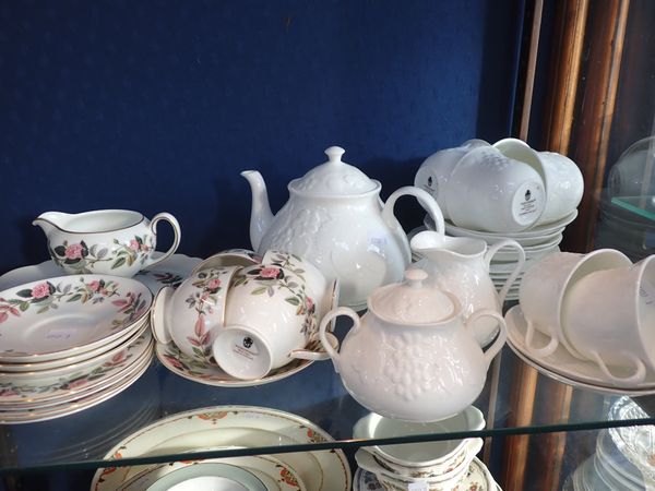 A WEDGWOOD 'STRAWBERRY AND VINE' PART TEA SET