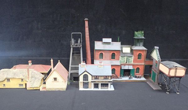 A GROUP OF 00 GAUGE MODEL BUILDINGS