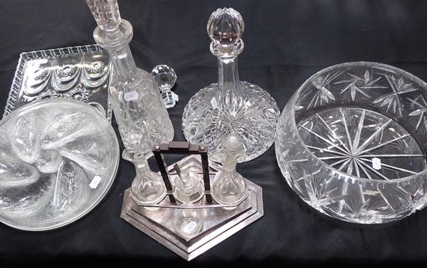 AN ART DECO SILVER-PLATED AND GLASS 'GALLIA' CRUET