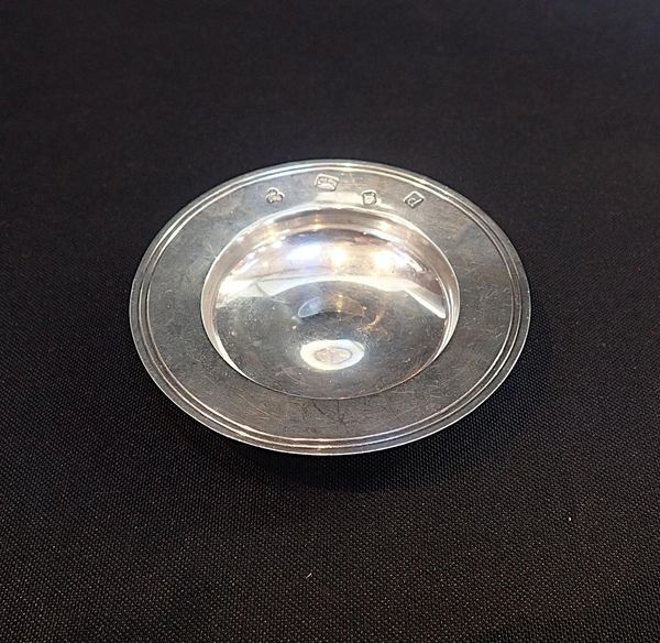 1959 SILVER DISH; PAYNE AND SON