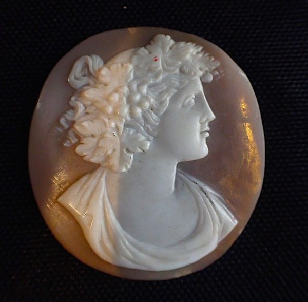 A UNMOUNTED CAMEO