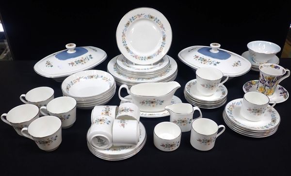ROYAL DOULTON PASTORALE DINNER SERVICE