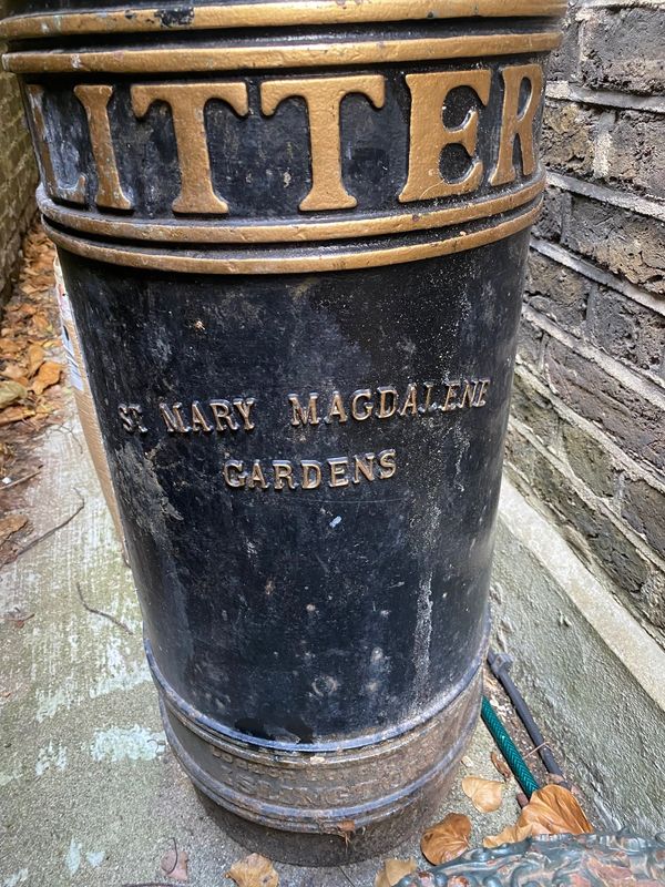 †Islington Council heritage cast iron bin - St Mary Magdalene Gardens (1 of 27 similar lots) (daggered lot)